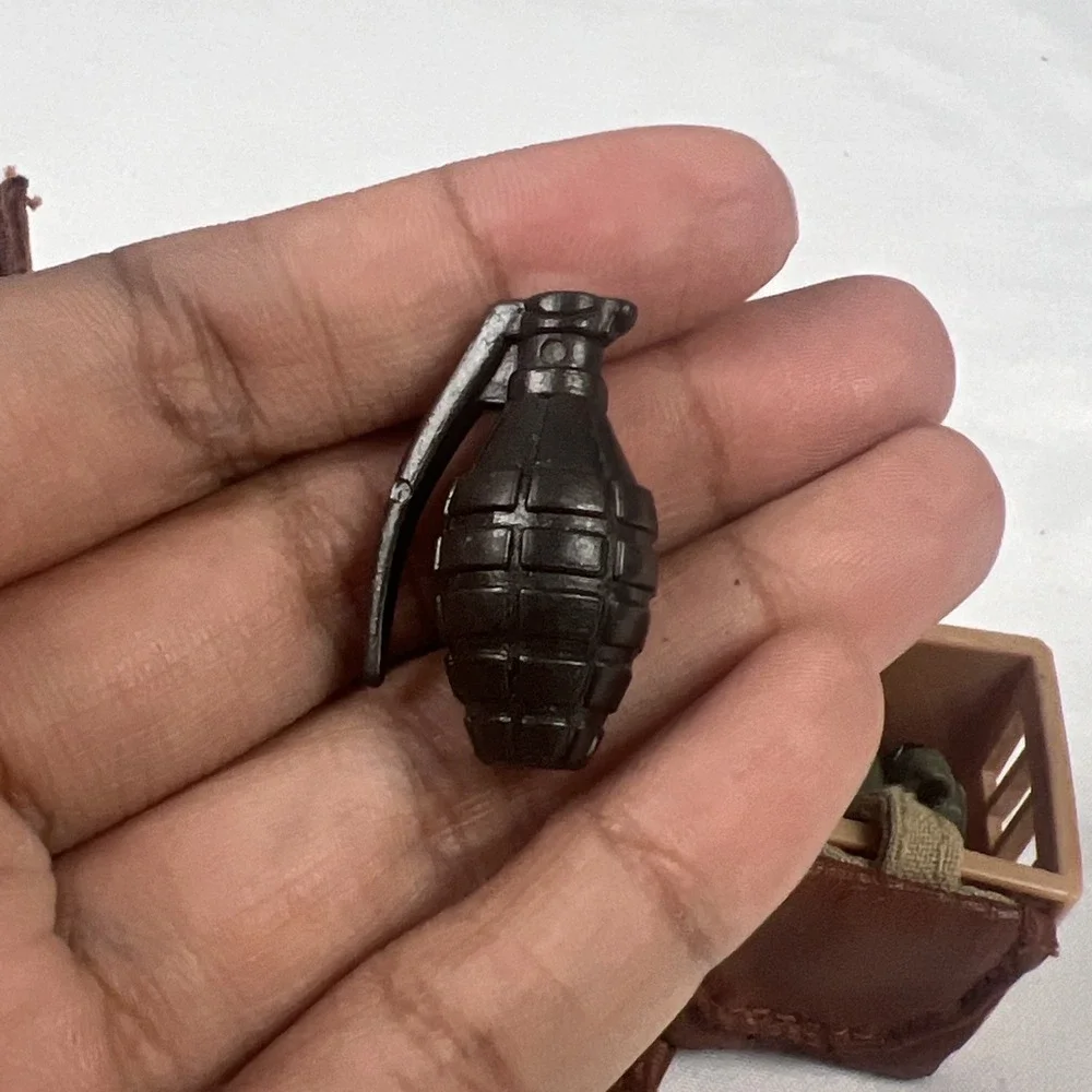 VTG GI Joe Pigeon Cage Back Pack w/ Grenade & Canteen 2000 Hasbro